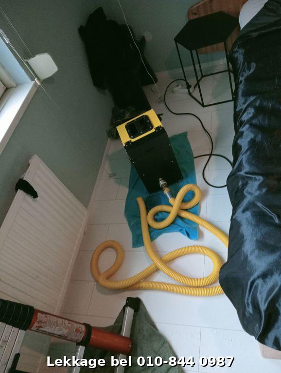 Lekdetectie foto Rotterdam Ommoord