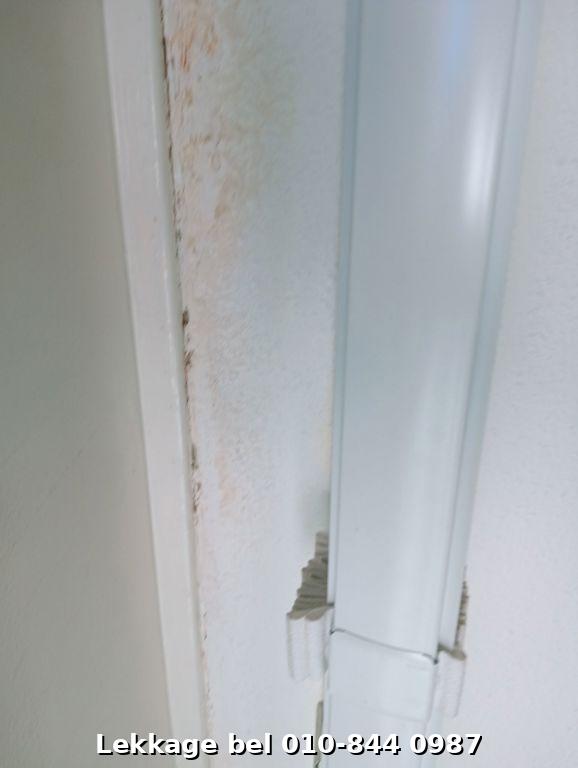 Lekdetectie foto Rotterdam Ommoord